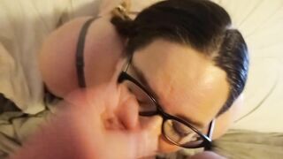 Milf faced fucked turns into cumming on glasses