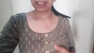 Desi Village Girl Morning Pissing Showing Her big Boobs Pussy Closeup