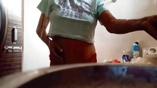 Sexy school girl bathing video MMS viral on Facebook