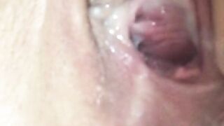 Wet pussy cums masturbating