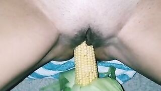 He Cumshots me with a Corn Cob in my tight Pussy