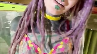 Onlyfans hippie Anuskatzz has anal sex till orgasm in her camper and gets a big cumshot in her face