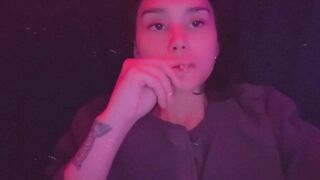 petite stoner babe rolls a blunt + gives u a tease