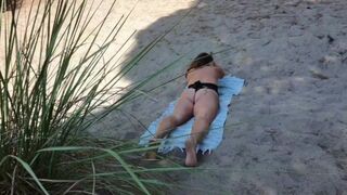 My Boyfriend is a Cuckold! I Sucked off a Stranger on the beach with a Facial Cumshot!