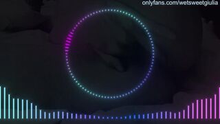 ASMR moans - Watch me masturbating and fingering my pussy just after waking up