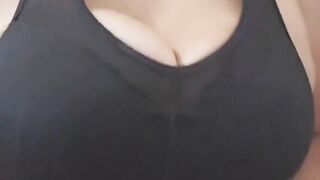 Milf with sport bra drops big natural tits